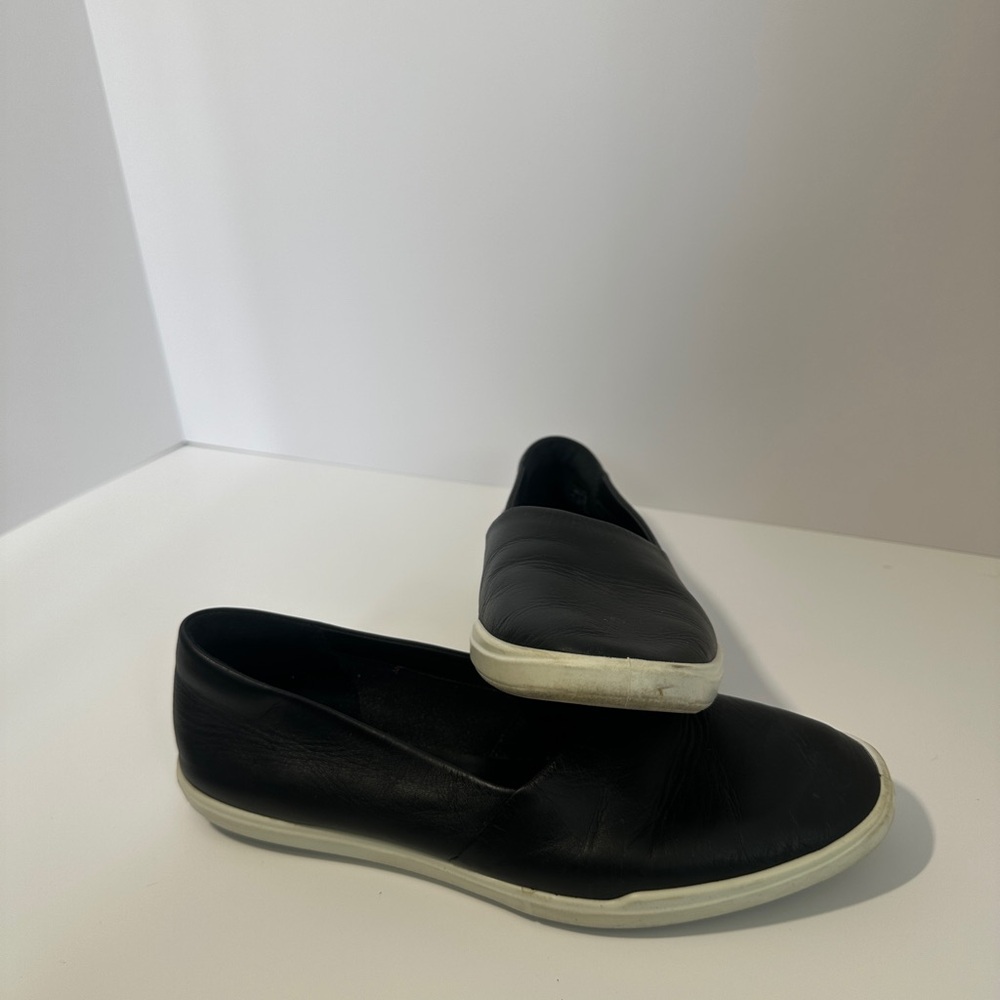 ECCO Women's Simpil Loafers black